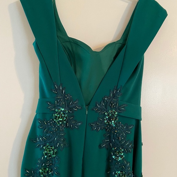 Evening dress - Picture 3 of 3